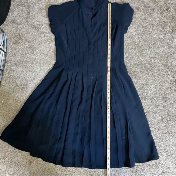 Cache Women's accordion Style Little black dress knee length SZ SM cap sleeve - Picture 9 of 10